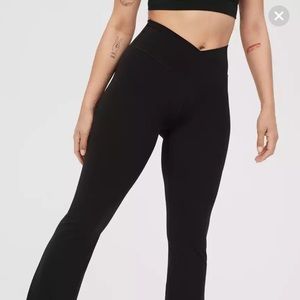 Crossover Flare Leggings